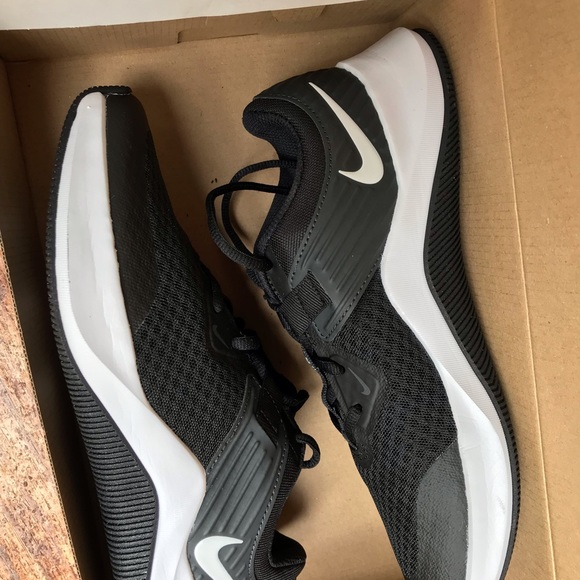 NIKE WMS MC TRAINER - Picture 9 of 13